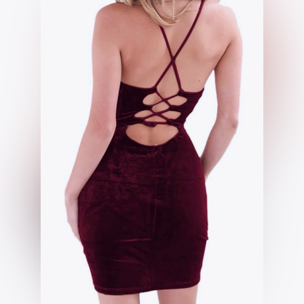 Elegant Dark Magenta Velvet Dress